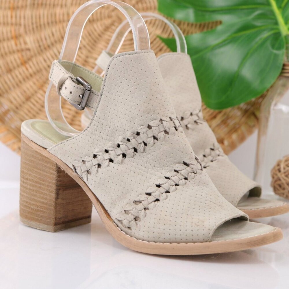 Rebels Womens Rayna Sandal Size 7 Beige Gray‎ Suede Block Heel Open Toe Bootie